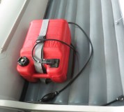 Крепление топливного бака для лодок с НДНД