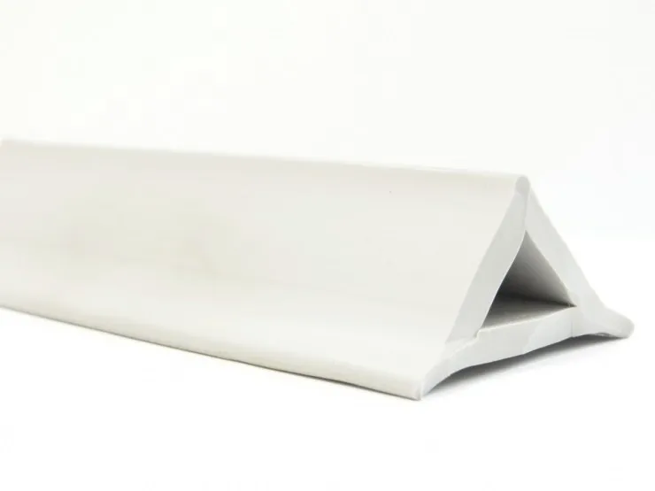 Профиль ПВХ треугольный, серый