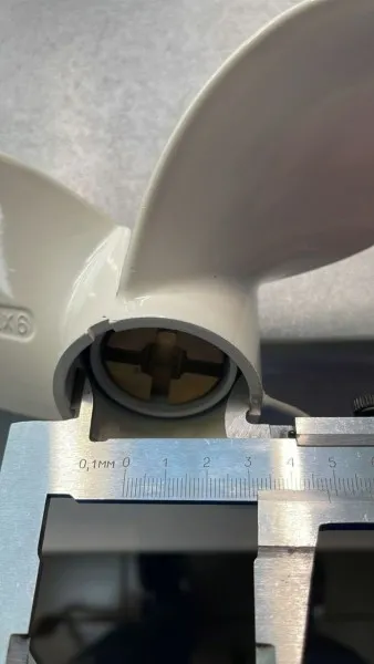 Гребной винт 3x9 1/4x9 1/4, Marine Rocket