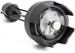 Крышка бака с указателем уровня, пластик