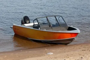 Моторная лодка REALCRAFT 500 Fish