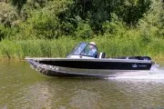 Моторная лодка Салют PRO 430