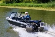 Моторная лодка Салют PRO 430