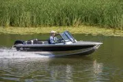 Моторная лодка Салют PRO 430