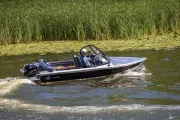 Моторная лодка Салют PRO 430