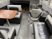 Лодка "VOYAGER 700 Cabin" 