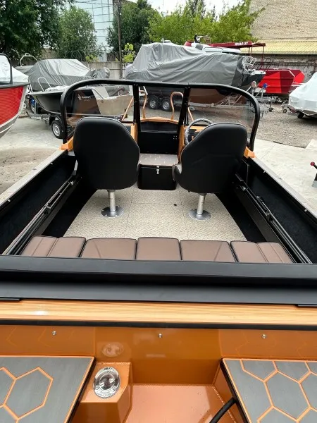 Моторная лодка REALCRAFT 470 NS BR