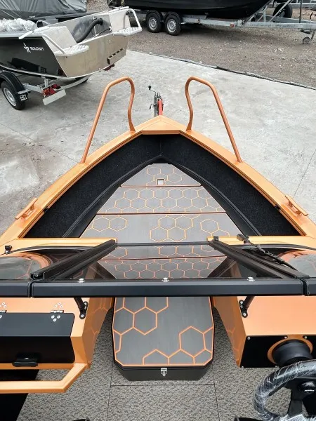 Моторная лодка REALCRAFT 470 NS BR